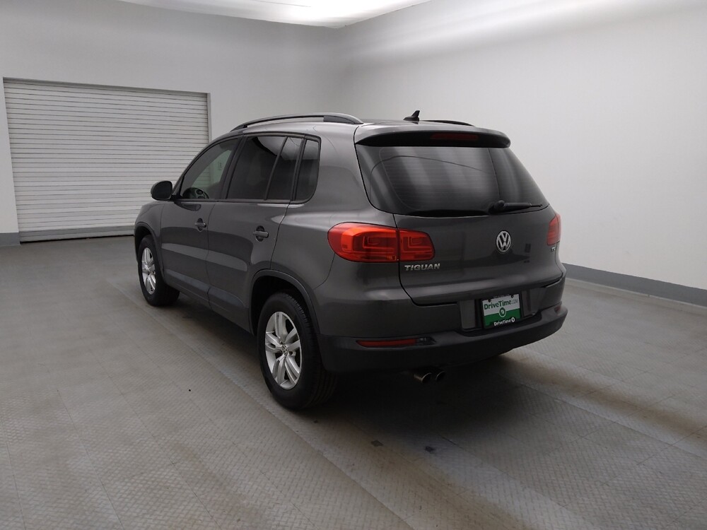 2017 Volkswagen Tiguan in Lakewood, CO 80215 - 18107974 5