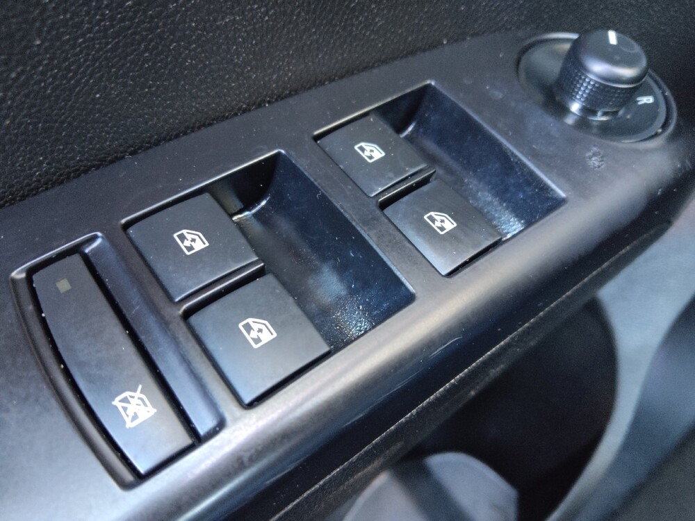 2020 Chevrolet Sonic in Houston, TX 77060 - 18107994 27