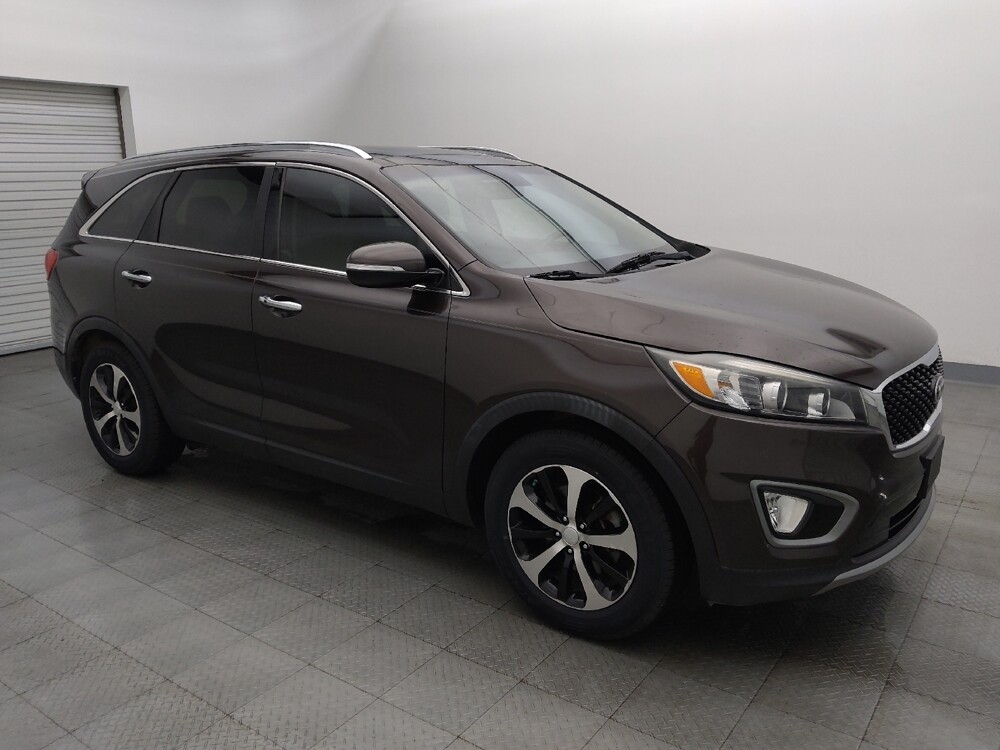 2016 Kia Sorento in Houston, TX 77060 - 18107996 11