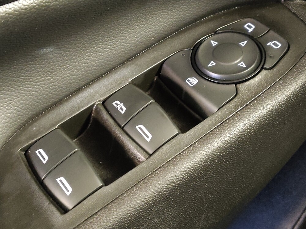 2020 Chevrolet Equinox in Houston, TX 77060 - 18108004 27