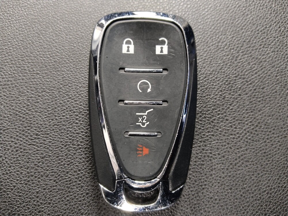 2020 Chevrolet Equinox in Houston, TX 77060 - 18108004 32