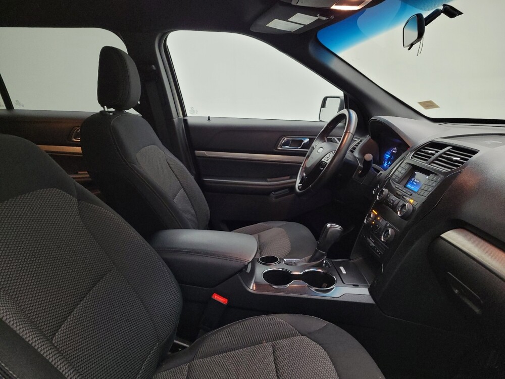 2018 Ford Explorer in Cincinnati, OH 45255 - 18108013 21