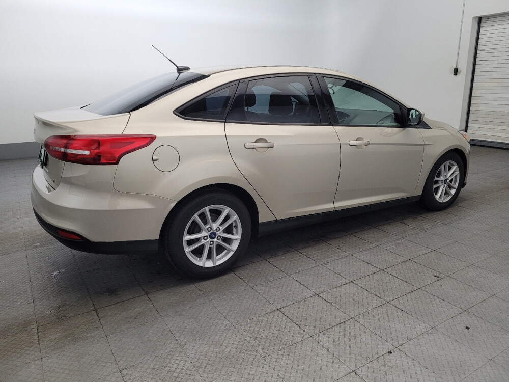 2018 Ford Focus in Pittsburgh, PA 15237 - 18108014 10