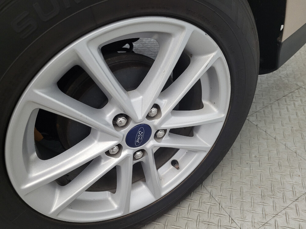 2018 Ford Focus in Pittsburgh, PA 15237 - 18108014 31