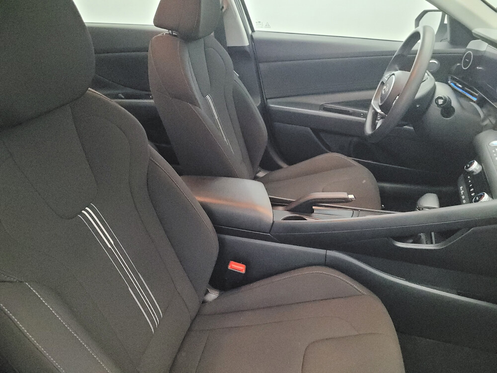 2024 Hyundai Elantra in Williamstown, NJ 8094 - 18108015 21