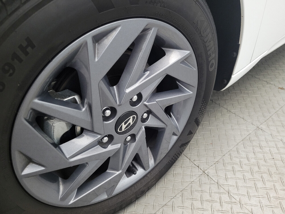 2024 Hyundai Elantra in Williamstown, NJ 8094 - 18108015 31