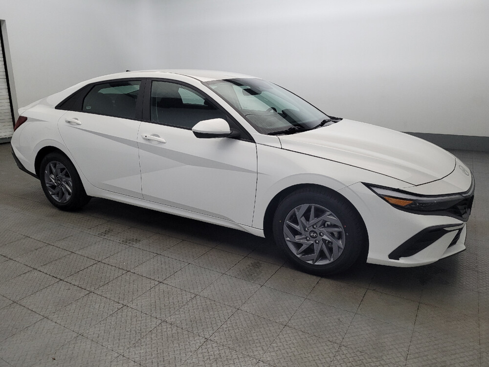 2024 Hyundai Elantra in Williamstown, NJ 8094 - 18108015 11