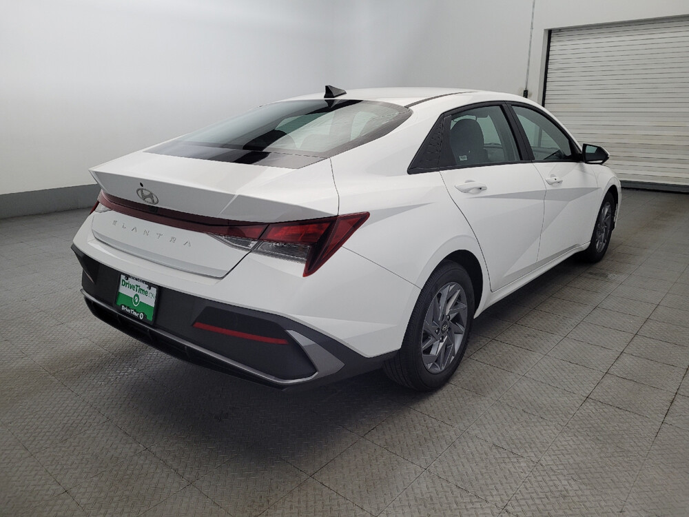 2024 Hyundai Elantra in Williamstown, NJ 8094 - 18108015 9