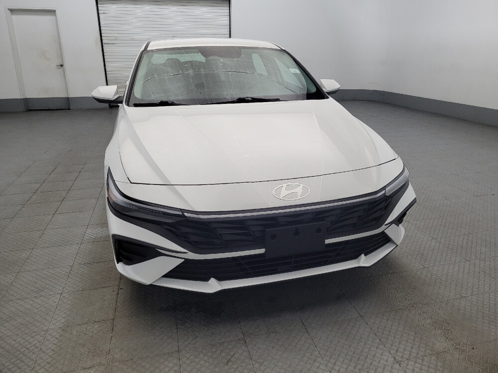 2024 Hyundai Elantra in Williamstown, NJ 8094 - 18108015 14