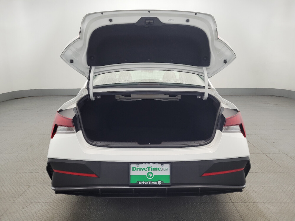 2024 Hyundai Elantra in Williamstown, NJ 8094 - 18108015 29