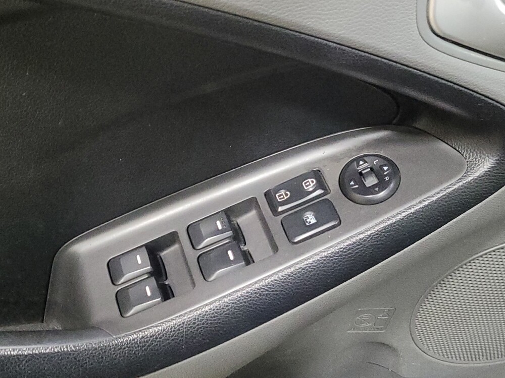 2017 Kia Forte in Pittsburgh, PA 15237 - 18108016 27