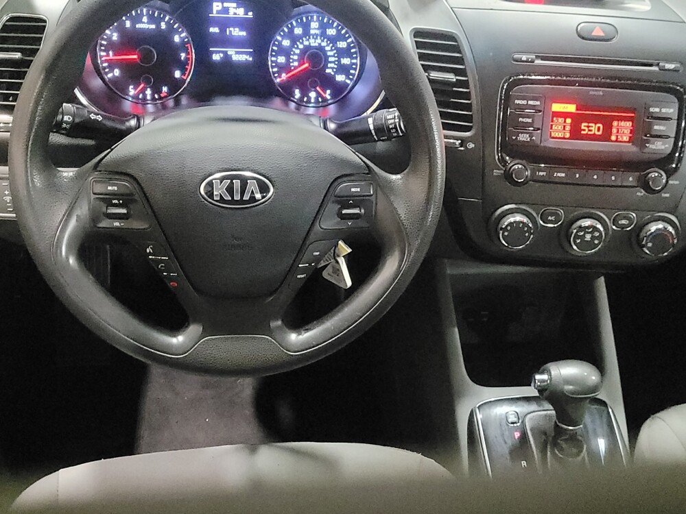 2017 Kia Forte in Pittsburgh, PA 15237 - 18108016 22