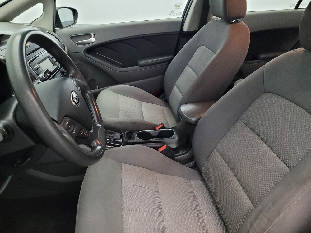 2017 Kia Forte in Pittsburgh, PA 15237 - 18108016 17