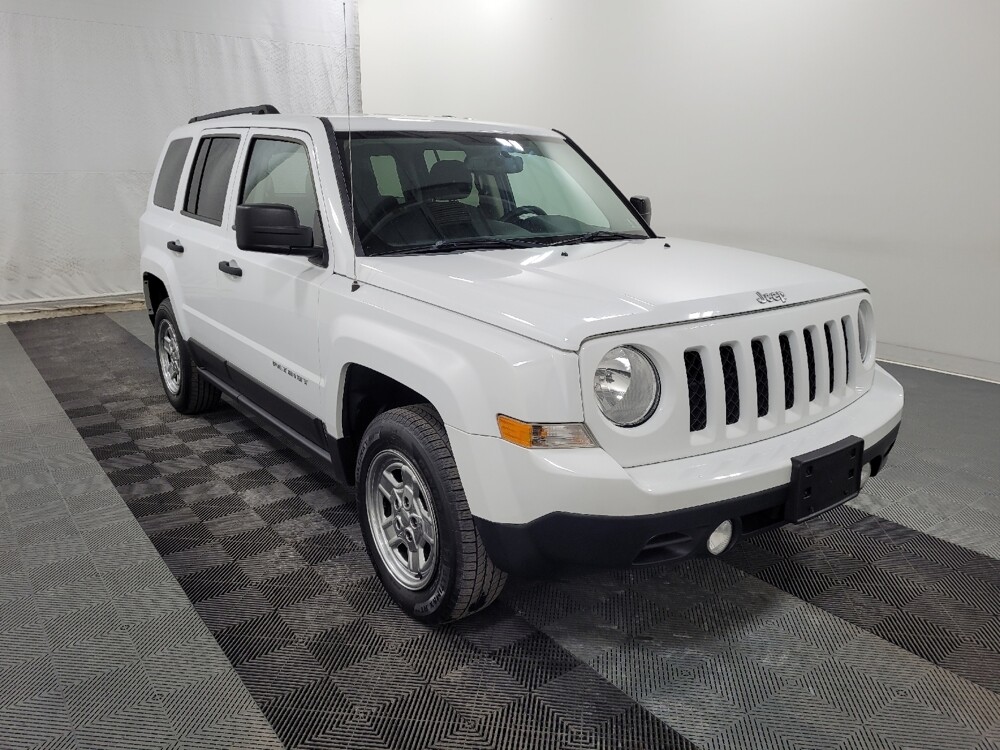 2016 Jeep Patriot in Langhorne, PA 19047 - 18108020 13