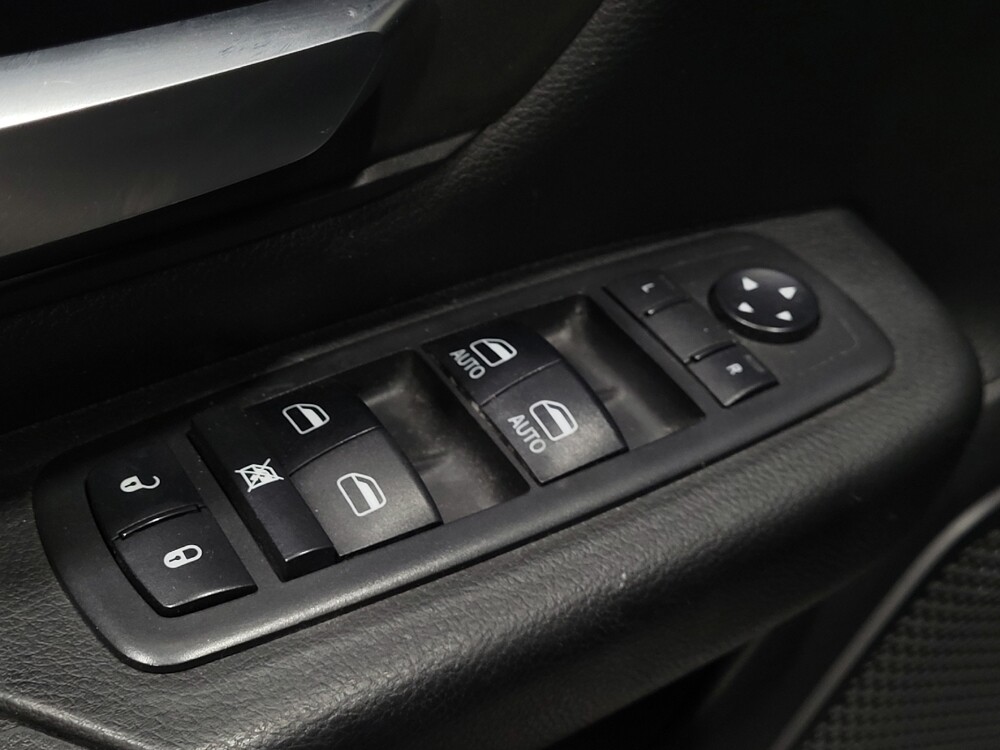 2019 RAM 1500 in Williamstown, NJ 8094 - 18108023 27