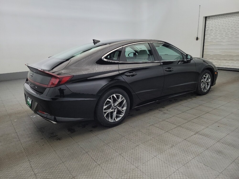 2023 Hyundai Sonata in New Castle, DE 19720 - 18108025 10