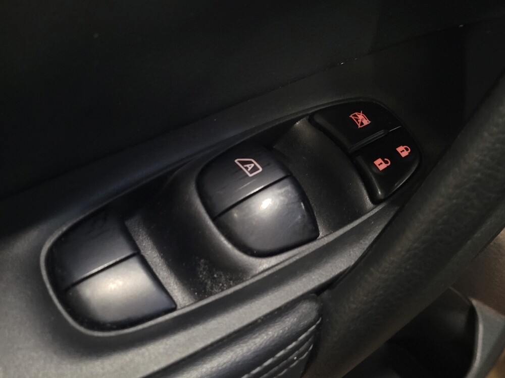 2018 Nissan Rogue in Owings Mills, MD 21117 - 18108032 27