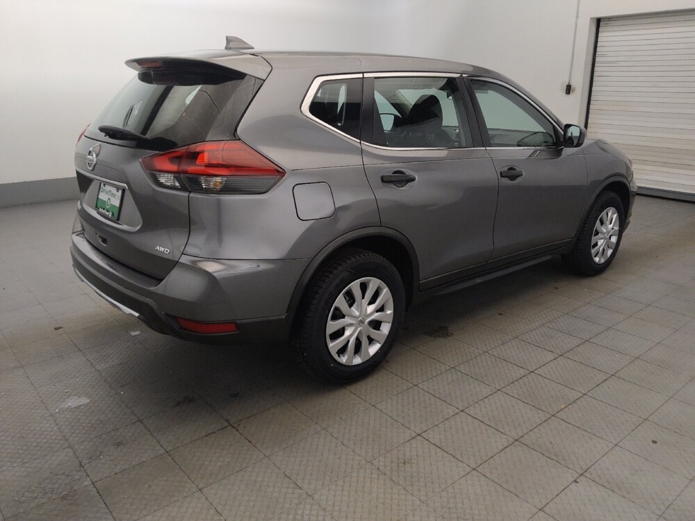 2018 Nissan Rogue in Owings Mills, MD 21117 - 18108032 10