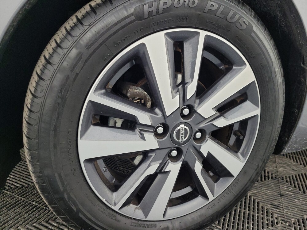 2021 Nissan Versa in Langhorne, PA 19047 - 18108037 31