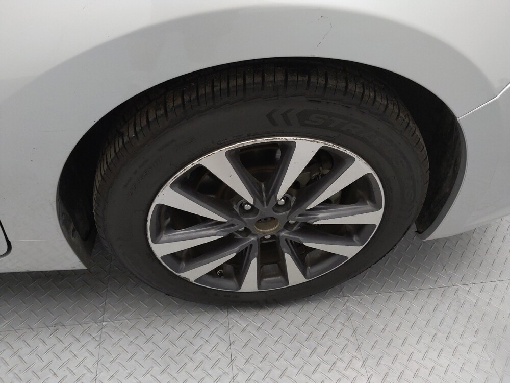 2017 Nissan Altima in St. Louis, MO 63125 - 18108042 31