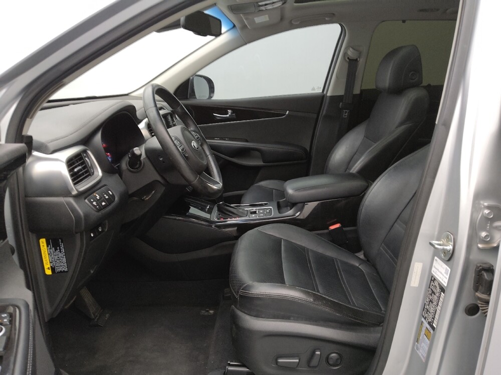 2017 Kia Sorento in St. Louis, MO 63136 - 18108047 17