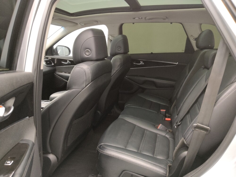 2017 Kia Sorento in St. Louis, MO 63136 - 18108047 18