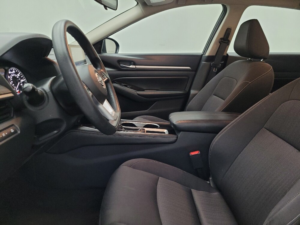 2023 Nissan Altima in St. Louis, MO 63136 - 18108050 17