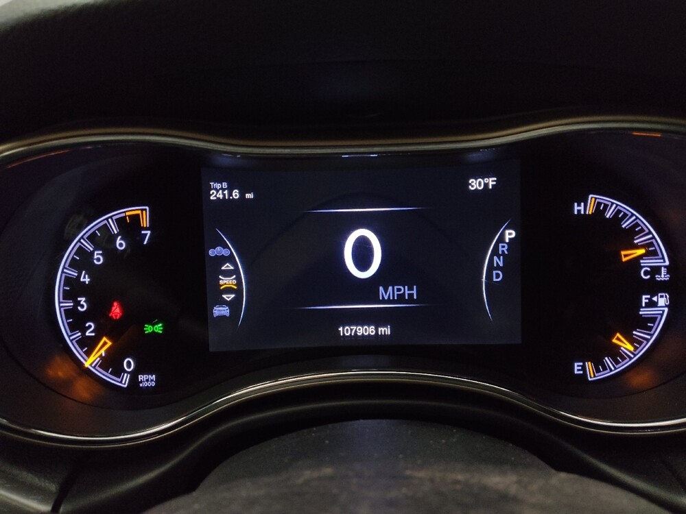 2017 Jeep Grand Cherokee in Lombard, IL 60148 - 18108051 23