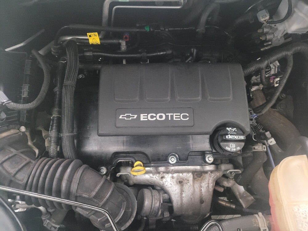 2020 Chevrolet Trax in Taylor, MI 48180 - 18108059 30