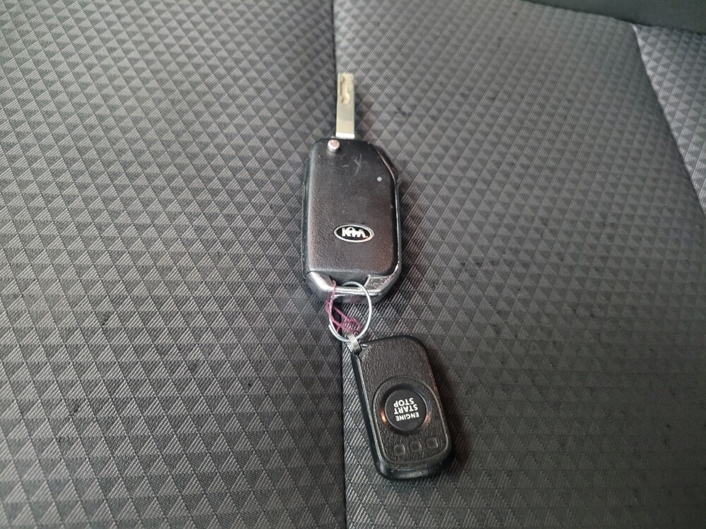 2021 Kia Soul in Taylor, MI 48180 - 18108060 32