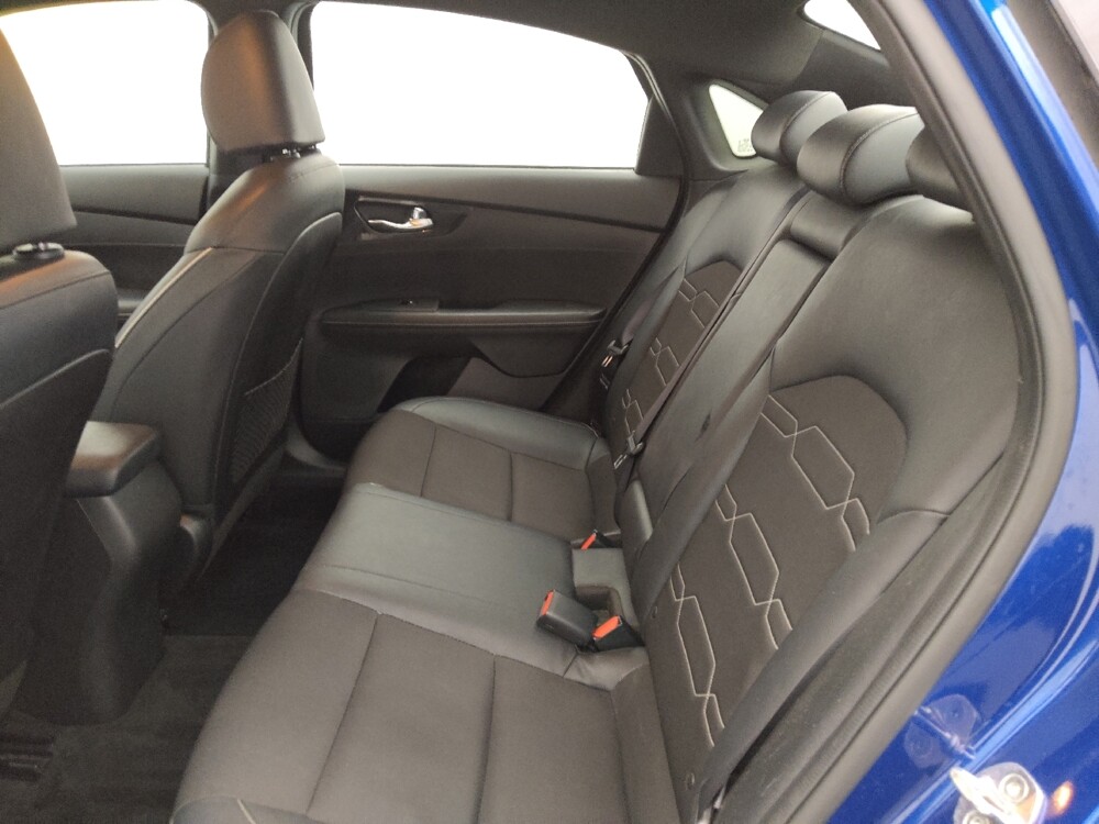 2020 Kia Forte in Tampa, FL 33612 - 18108069 18