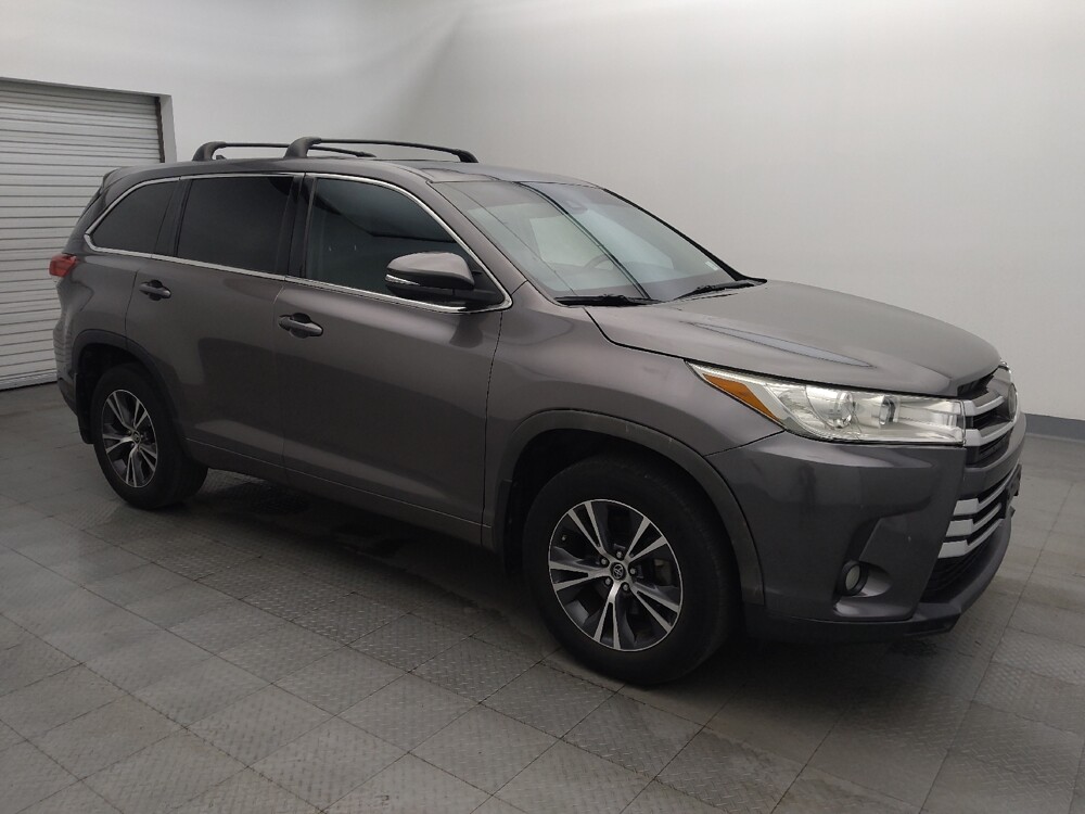 2018 Toyota Highlander in Round Rock, TX 78664 - 18108087 11
