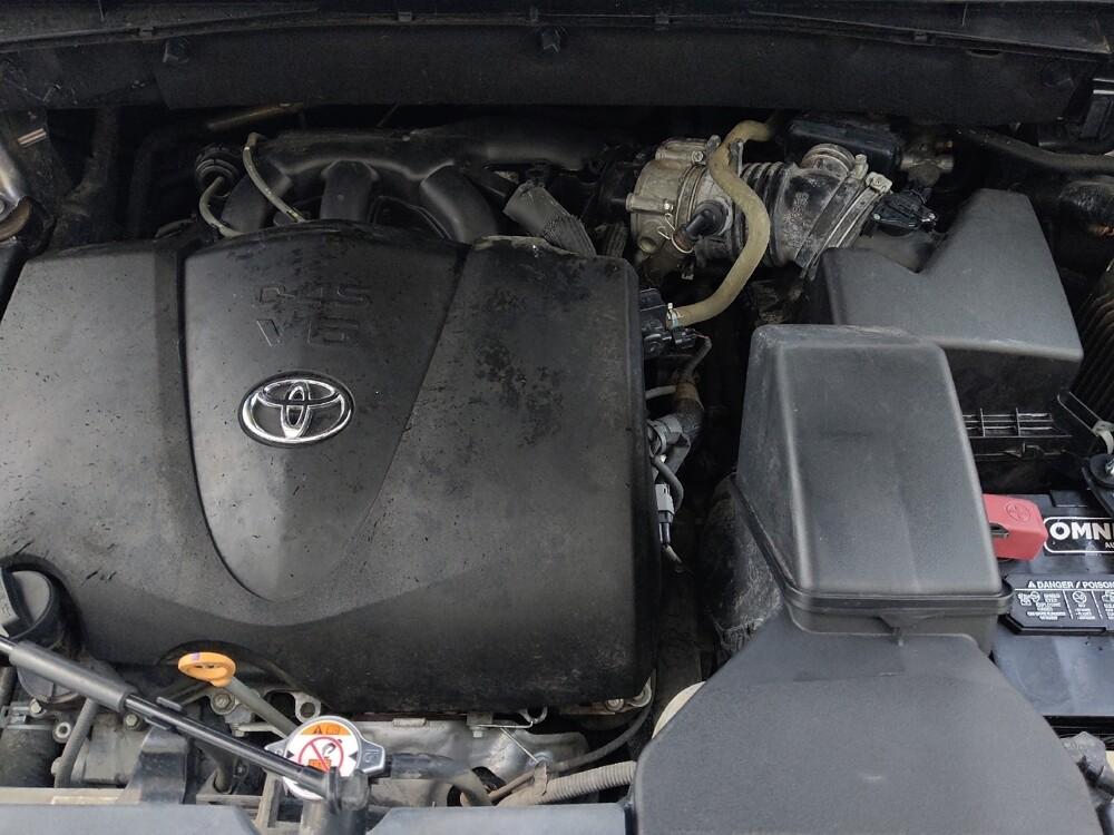 2018 Toyota Highlander in Round Rock, TX 78664 - 18108087 30