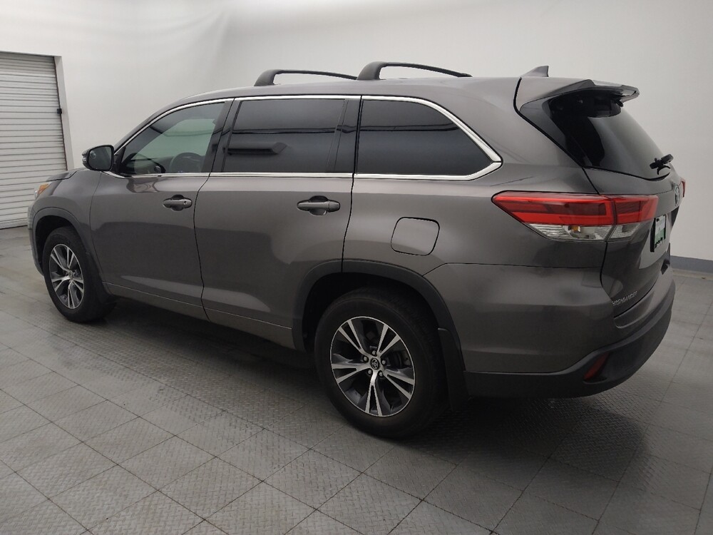 2018 Toyota Highlander in Round Rock, TX 78664 - 18108087 3