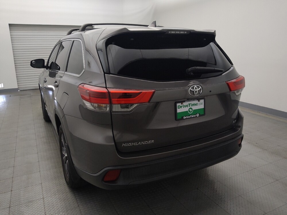 2018 Toyota Highlander in Round Rock, TX 78664 - 18108087 6