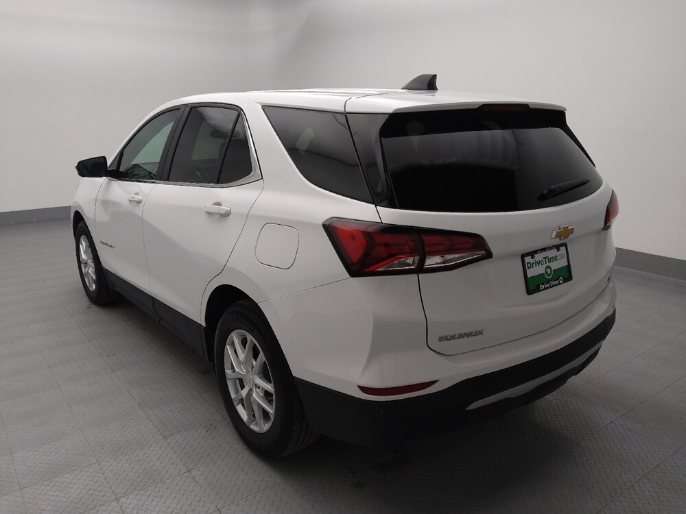 2024 Chevrolet Equinox in St. Louis, MO 63136 - 18108092 5