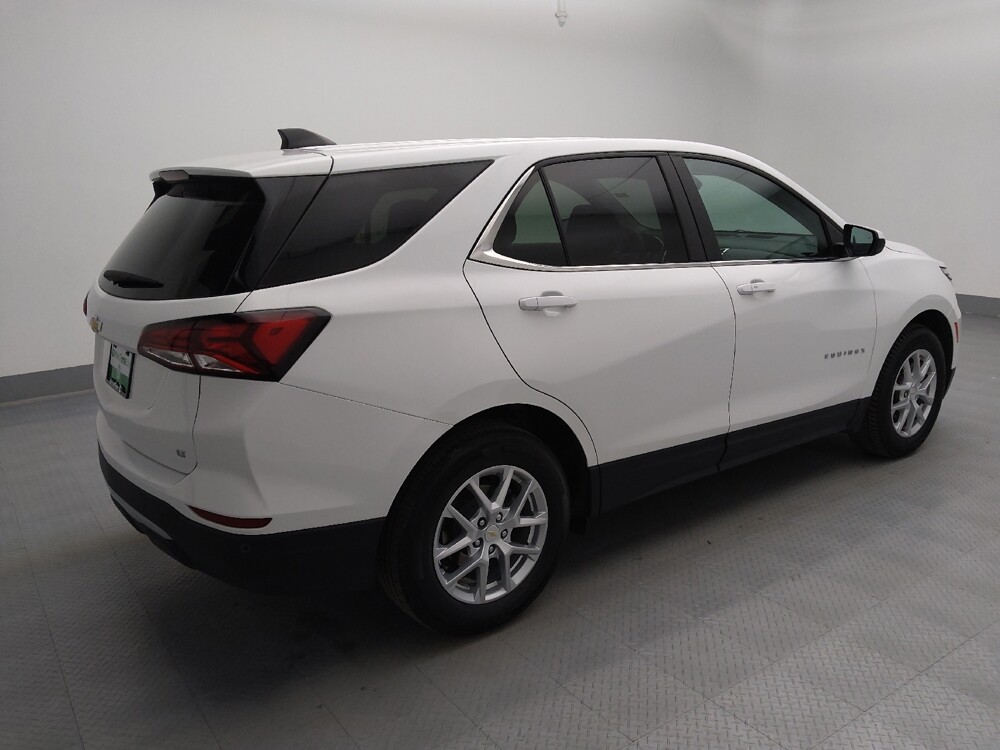 2024 Chevrolet Equinox in St. Louis, MO 63136 - 18108092 10