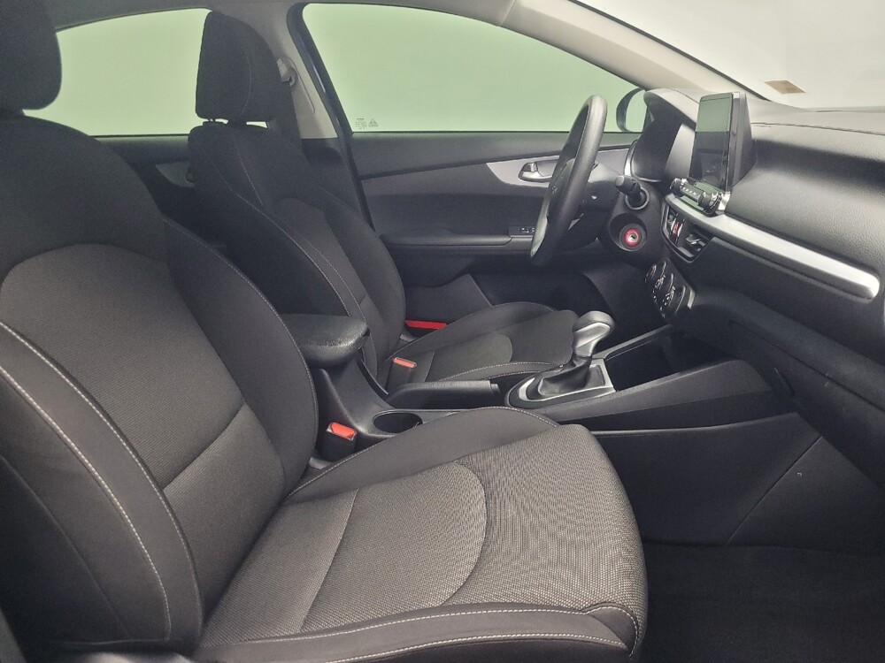 2024 Kia Forte in Indianapolis, IN 46222 - 18108093 21