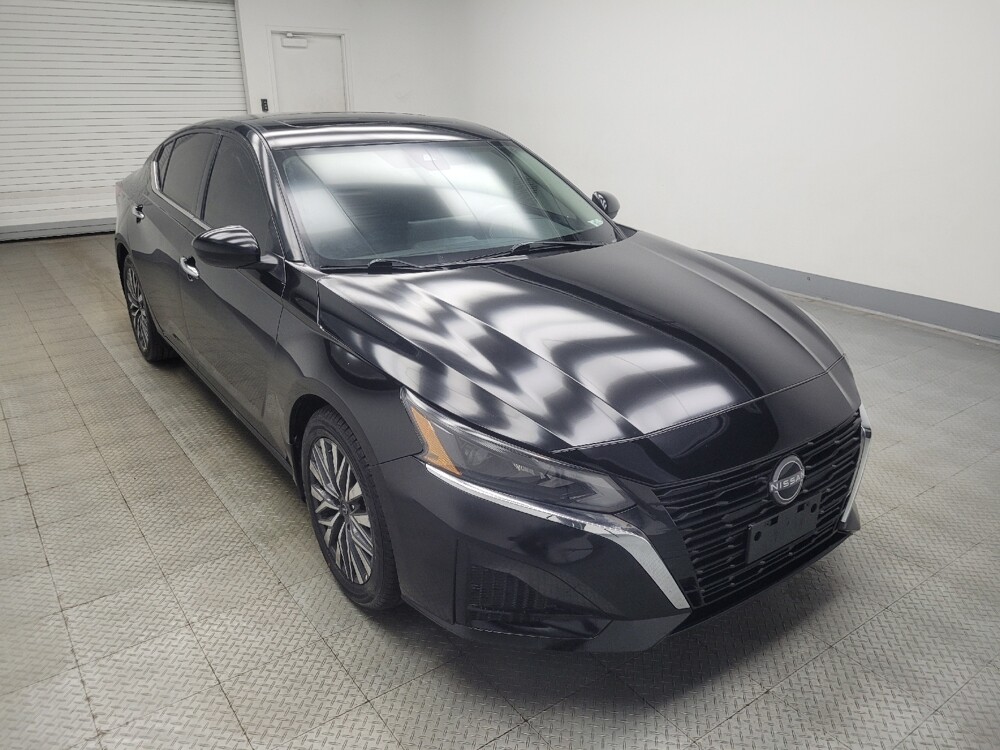 2024 Nissan Altima in Indianapolis, IN 46219 - 18108094 13