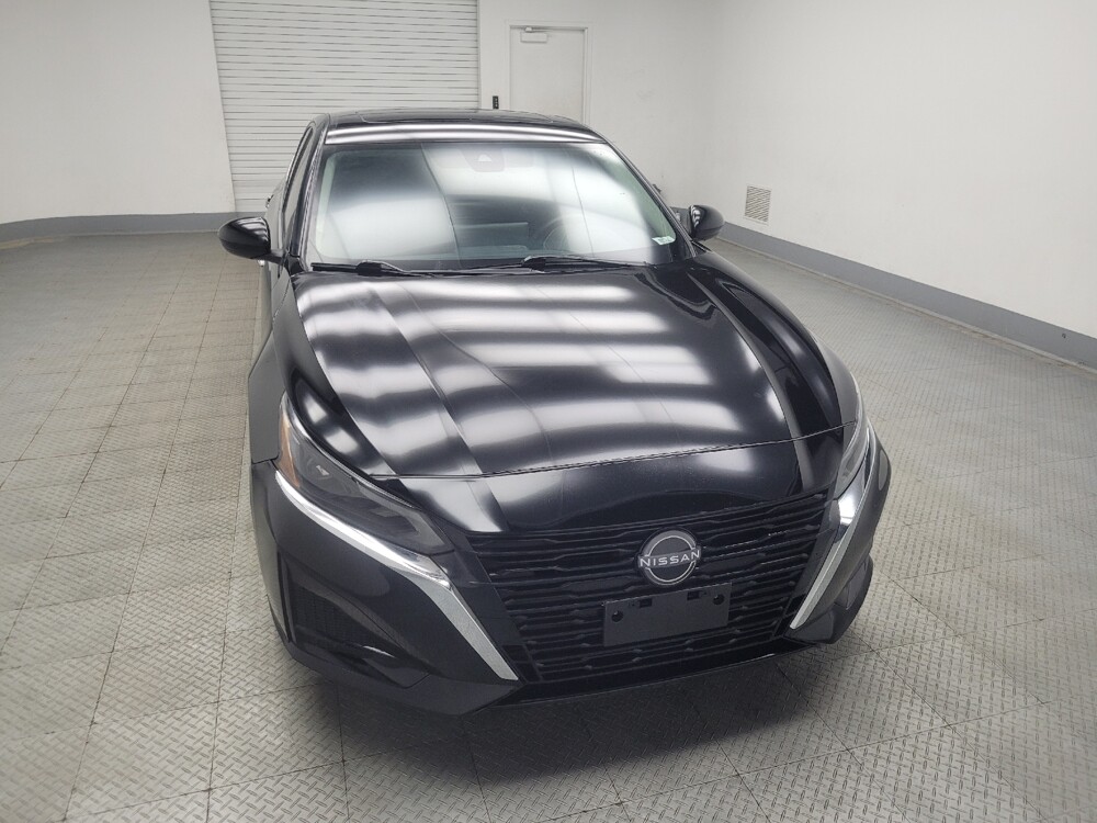 2024 Nissan Altima in Indianapolis, IN 46219 - 18108094 14