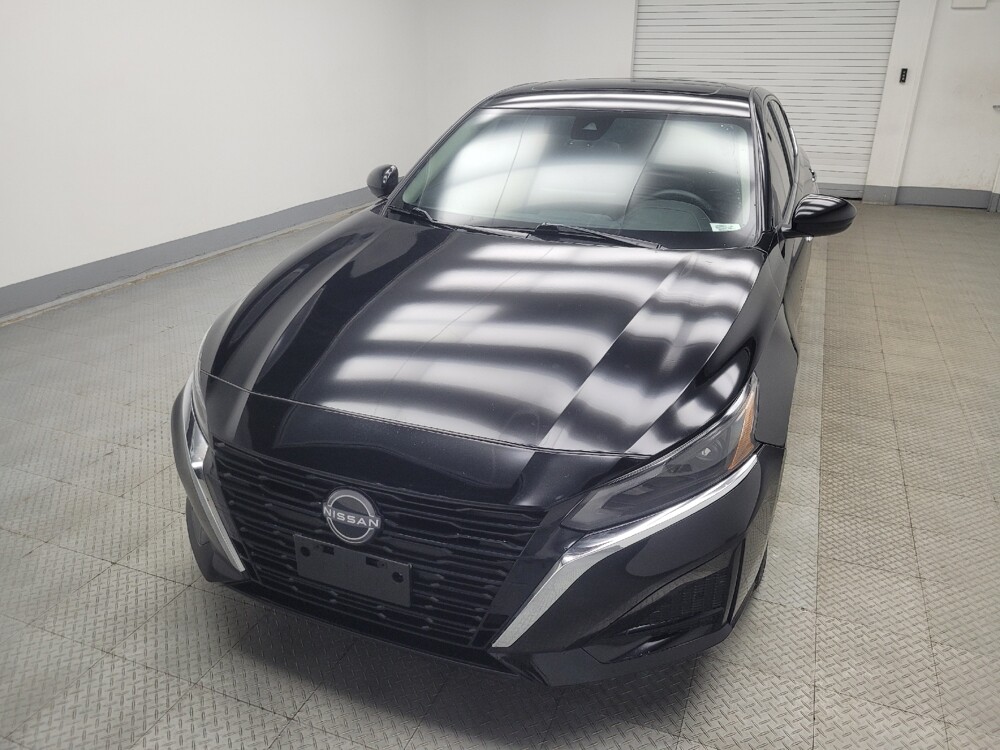 2024 Nissan Altima in Indianapolis, IN 46219 - 18108094 15