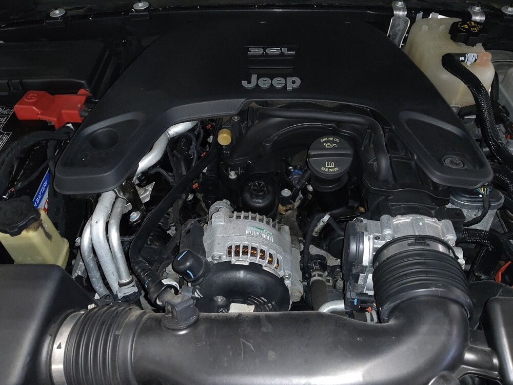 2018 Jeep Wrangler in Lauderdale Lakes, FL 33313 - 18108099 30