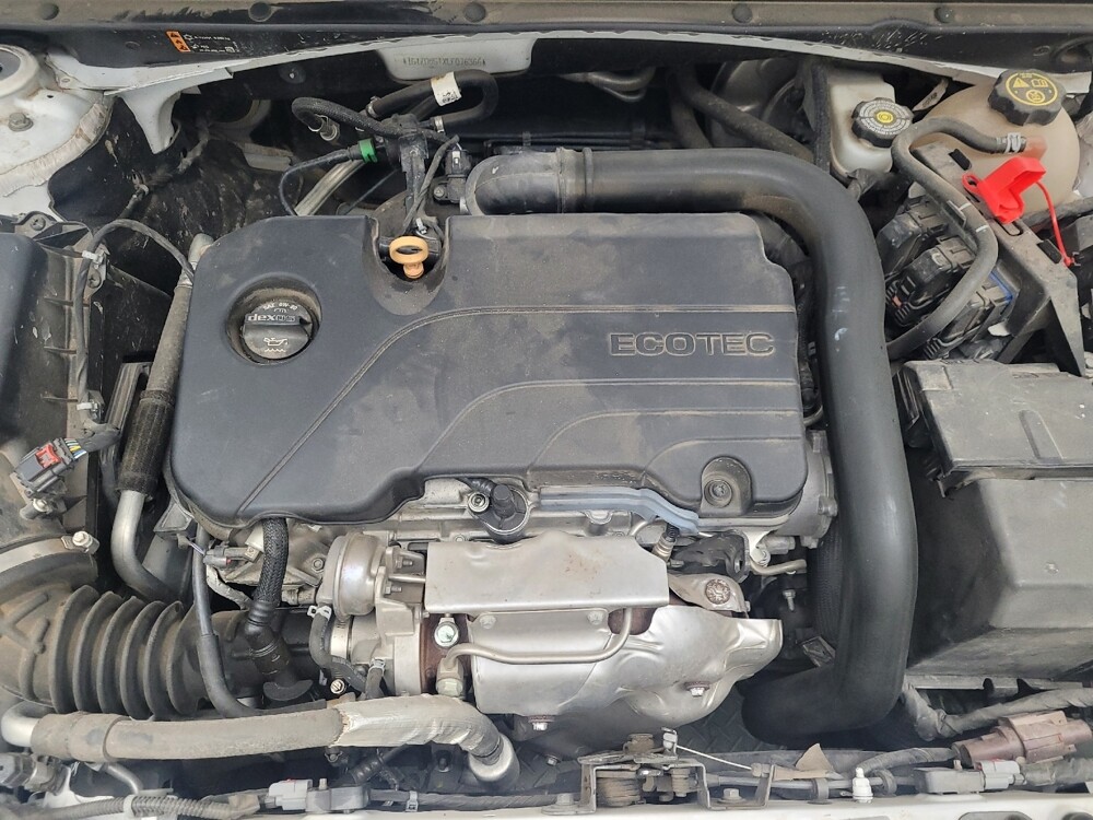 2020 Chevrolet Malibu in Memphis, TN 38128 - 18108113 30