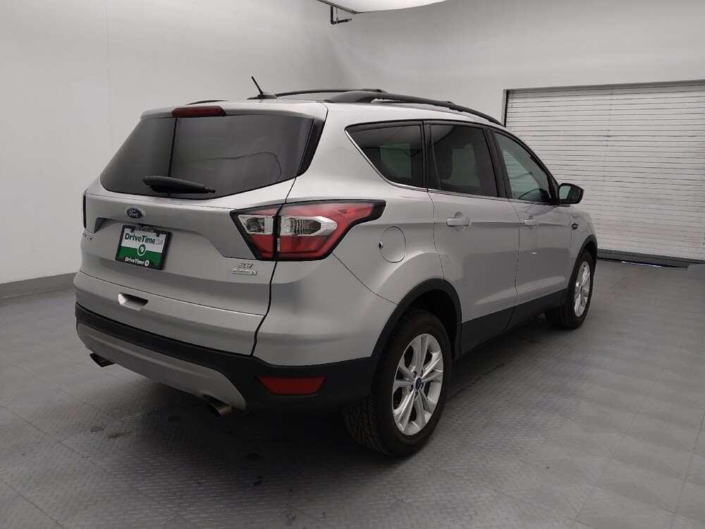 2017 Ford Escape in Greenville, SC 29607 - 18108117 9