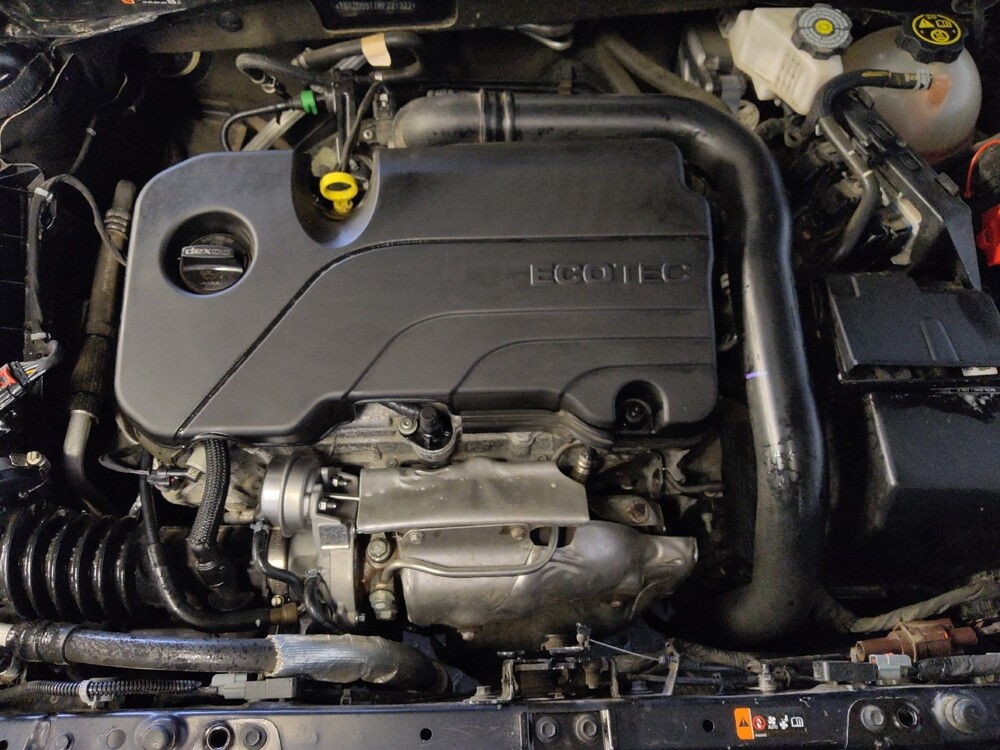 2023 Chevrolet Malibu in San Antonio, TX 78238 - 18108122 30