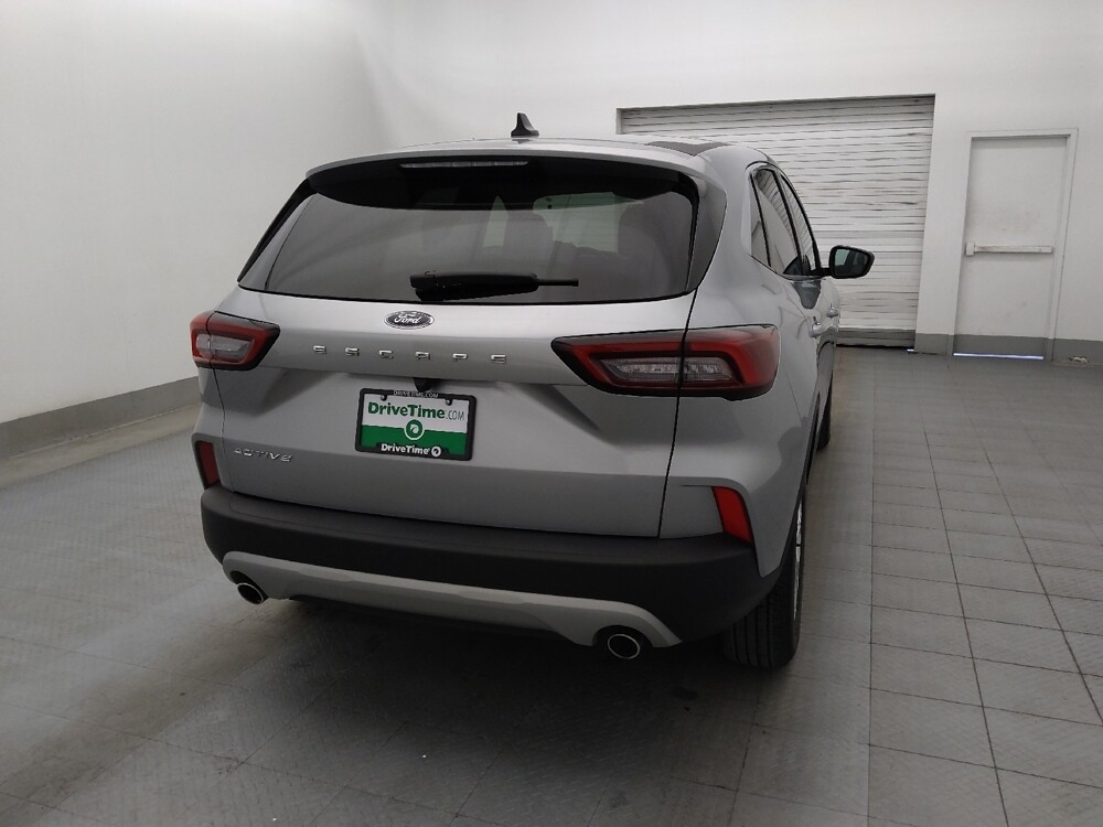 2024 Ford Escape in Tampa, FL 33612 - 18108128 7