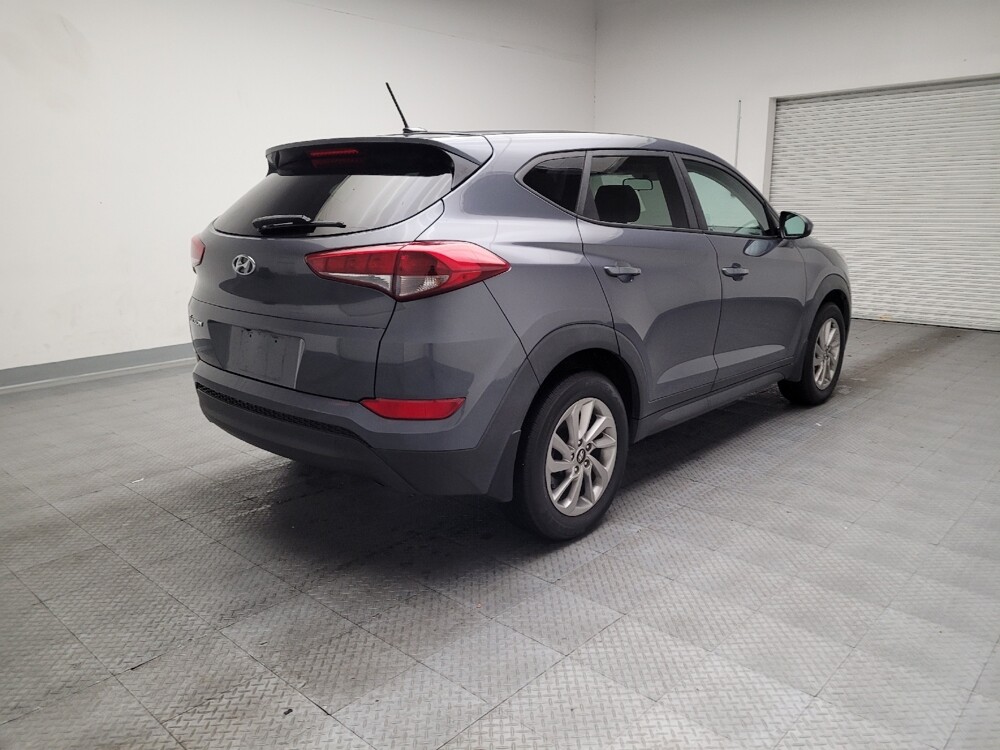 2017 Hyundai Tucson in Downey, CA 90241 - 18108131 9