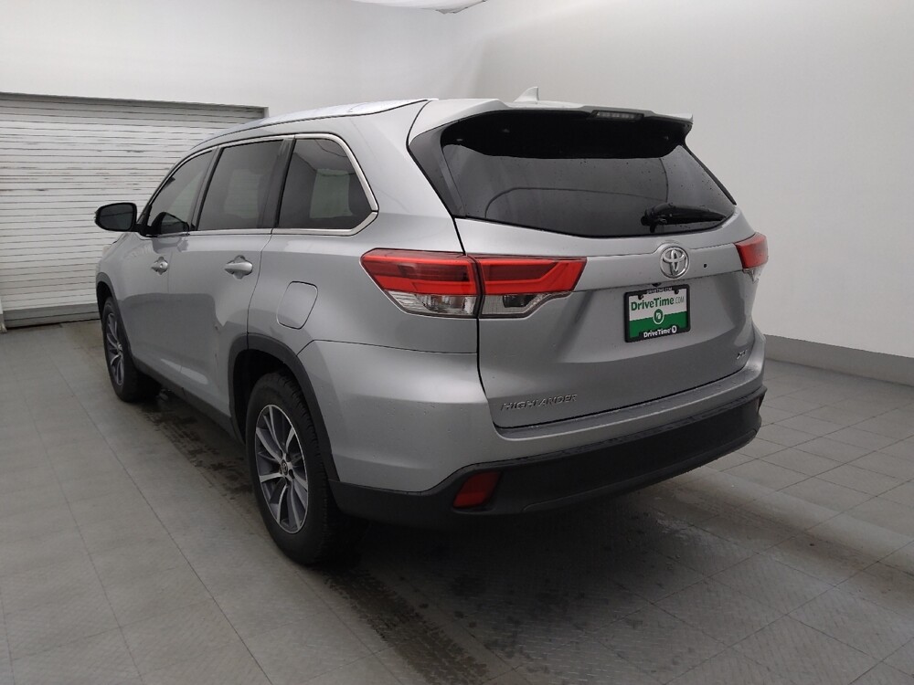 2019 Toyota Highlander in Tallahassee, FL 32304 - 18108149 5