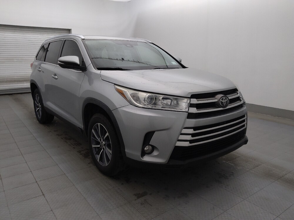 2019 Toyota Highlander in Tallahassee, FL 32304 - 18108149 13