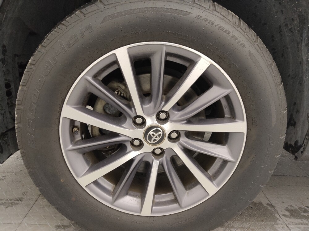 2019 Toyota Highlander in Tallahassee, FL 32304 - 18108149 31